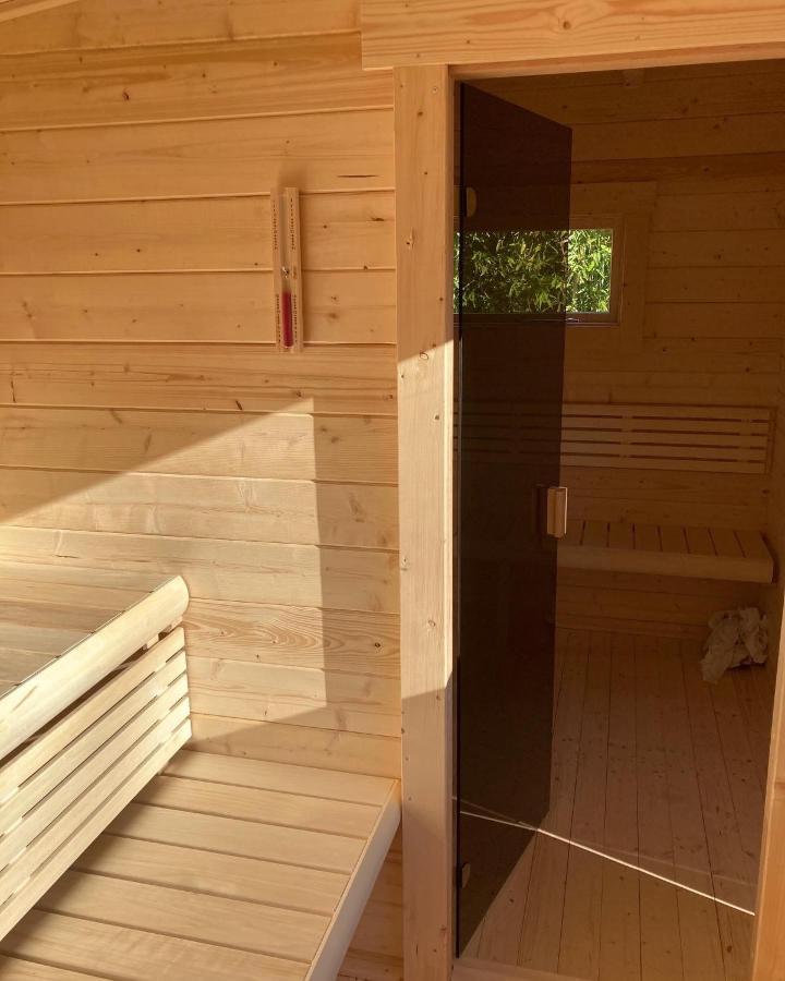 Le Mas aux Arômes Puget Exterior foto